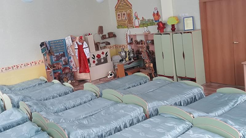 Спальня и мини-музей Изба